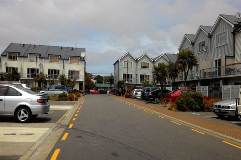 Photo of property in 30/31 Poulson Street, Addington, Christchurch, 8024