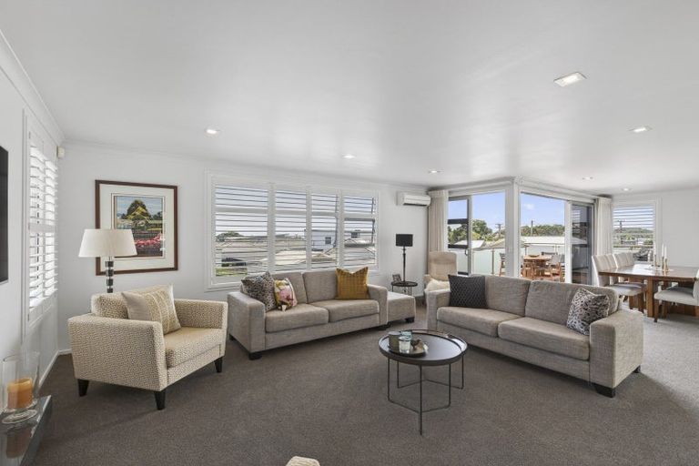 Photo of property in 22a Belt Road, Moturoa, New Plymouth, 4310