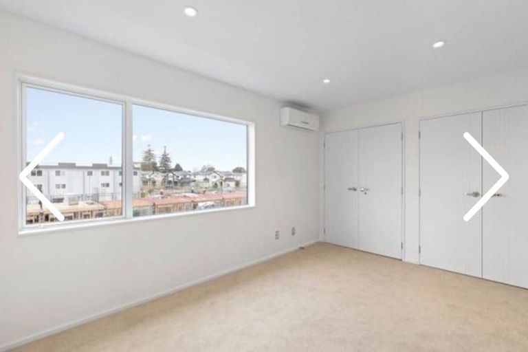 Photo of property in 75 Bordeaux Parade, Te Atatu South, Auckland, 0610