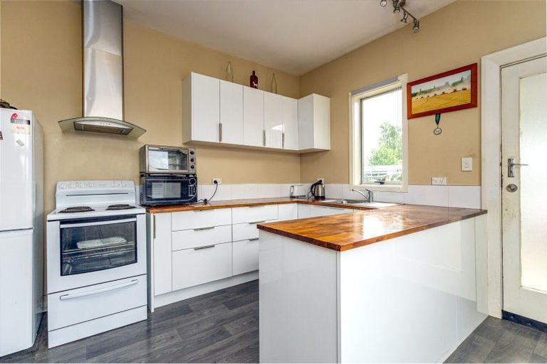 Photo of property in 83 Cox Street, Geraldine, 7930