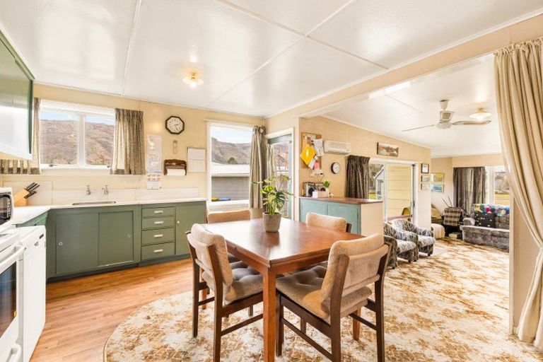 Photo of property in 18 Blyth Street, Clyde, 9330