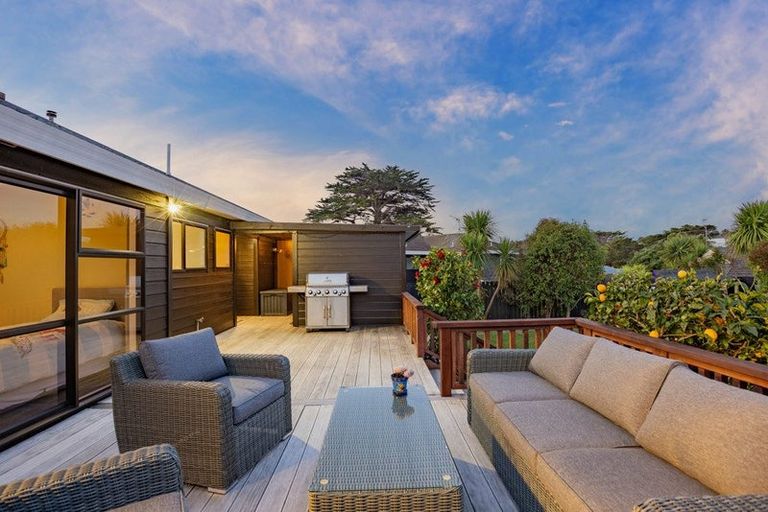 Photo of property in 3 Eclipse Lane, Whitby, Porirua, 5024