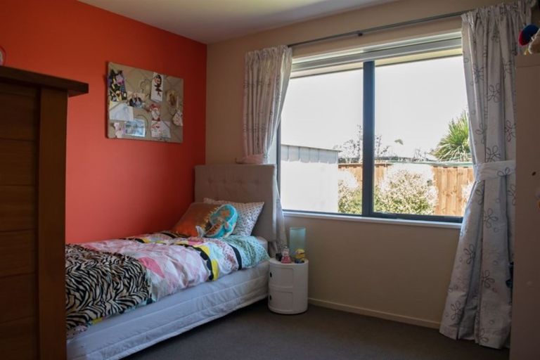 Photo of property in 17 Auckland Street, Ashley, Rangiora, 7477
