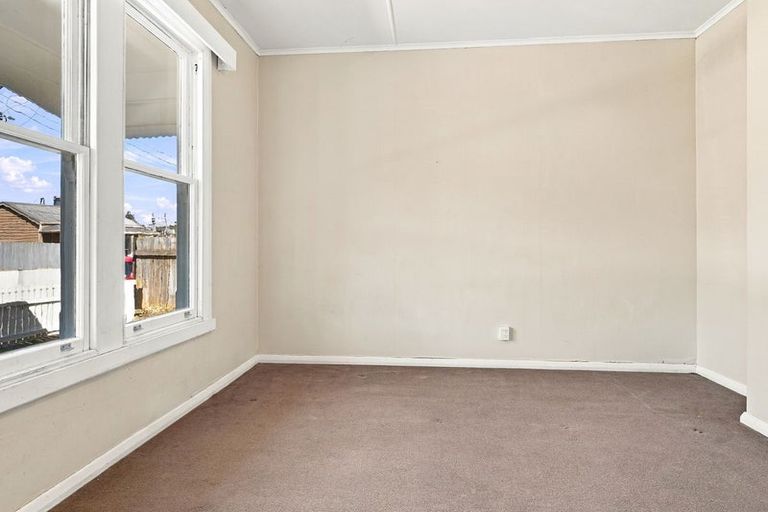 Photo of property in 11 Coburn Avenue, North East Valley, Dunedin, 9010