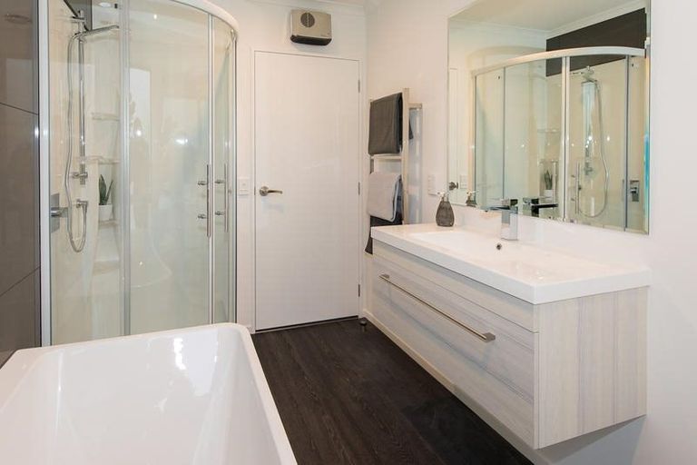 Photo of property in 31 Brugh Place, Andersons Bay, Dunedin, 9013