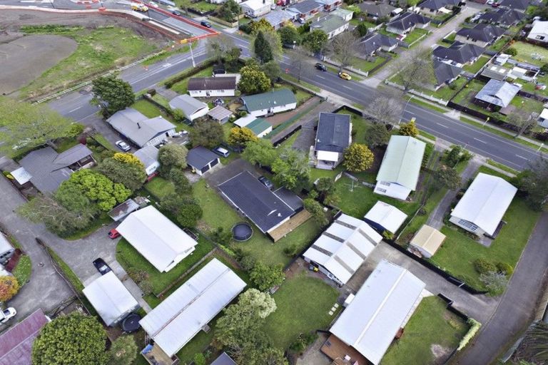 Photo of property in 19 Takanini School Road, Takanini, 2112