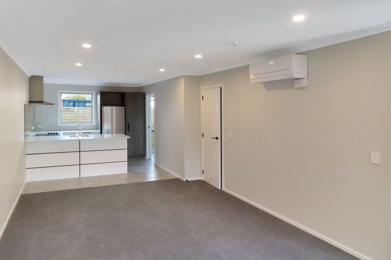 Photo of property in 13 John Reynolds Square, Hutt Central, Lower Hutt, 5010