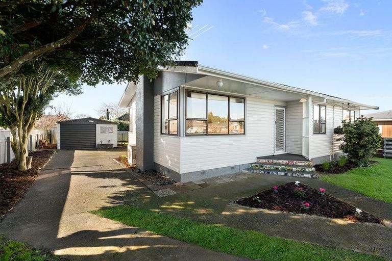 Photo of property in 11a Lomas Place, Manurewa, Auckland, 2102