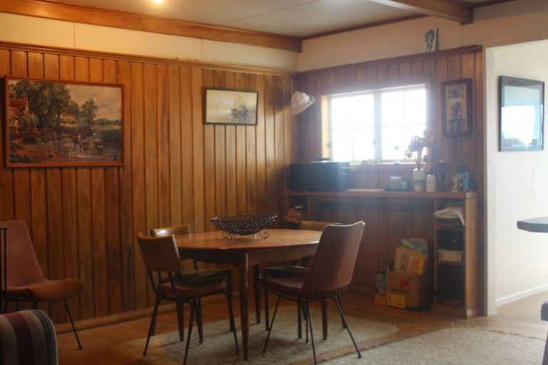 Photo of property in 2798 Coast Road, Akitio, Pongaroa, 4991