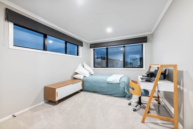 Photo of property in 9 Habitat Place, Hobsonville, Auckland, 0616