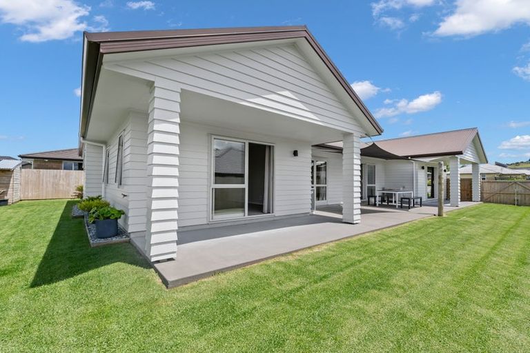 Photo of property in 64 Wairau Drive, Tikipunga, Whangarei, 0112