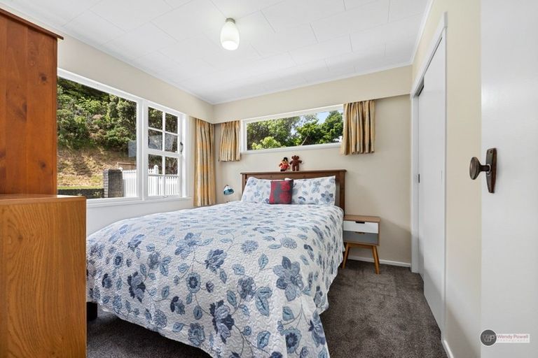 Photo of property in 24 Cypress Drive, Maungaraki, Lower Hutt, 5010