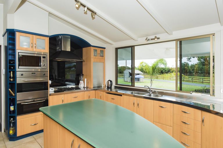 Photo of property in 42 Cameron Road, Makauri, Gisborne, 4071