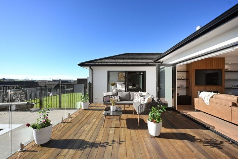 Photo of property in 35 Purser Crescent, Flagstaff, Hamilton, 3210