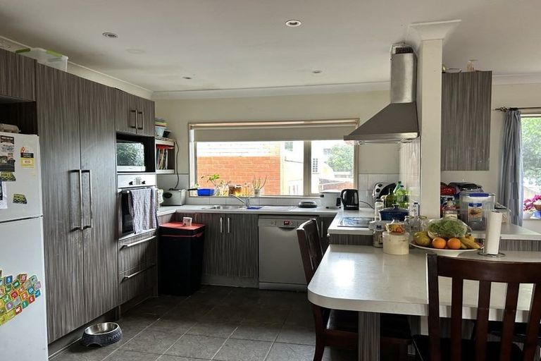 Photo of property in 7a Waterfront Road, Mangere Bridge, Auckland, 2022