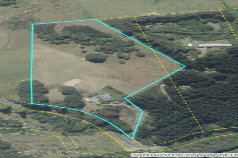 Photo of property in 90 Borlases Road, Sawyers Bay, Port Chalmers, 9023