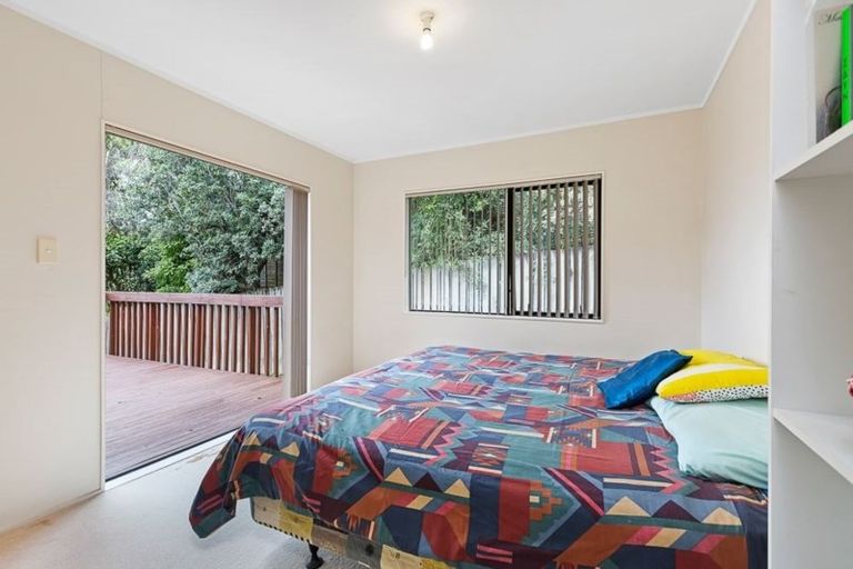 Photo of property in 2/13 Delamare Court, Sunnynook, Auckland, 0632