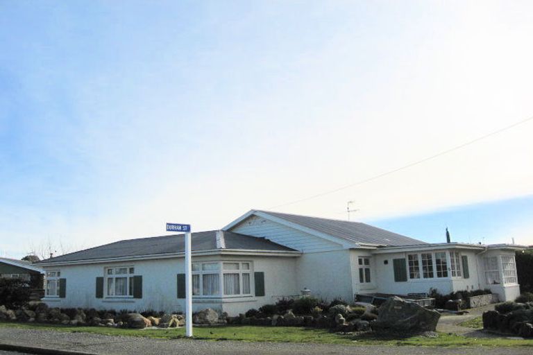 Photo of property in 70 Grange Street, Winton, 9720