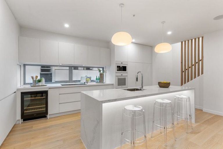 Photo of property in 24a Patteson Avenue, Mission Bay, Auckland, 1071