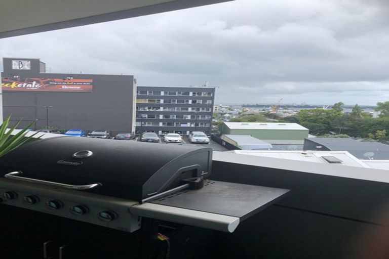 Photo of property in 2b/308 Parnell Road, Parnell, Auckland, 1052