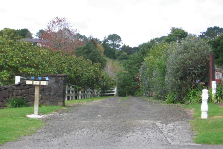 Photo of property in 542c West Coast Road, Oratia, Auckland, 0604