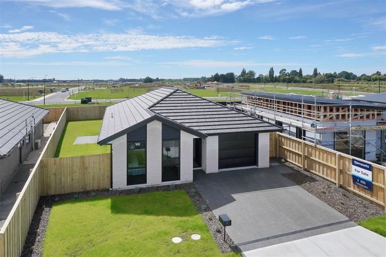 Photo of property in 7 Jasmine Street, Woodend, 7610