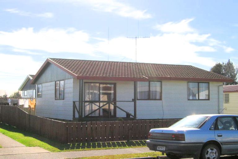 Photo of property in 8 Aintree Street, Nawton, Hamilton, 3200