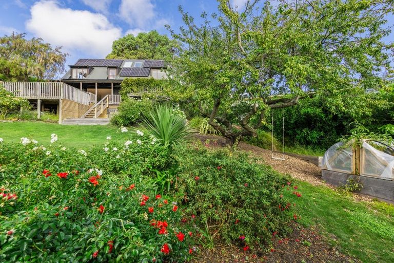 Photo of property in 2 Ranui Crescent, Diamond Harbour, Lyttelton, 8971