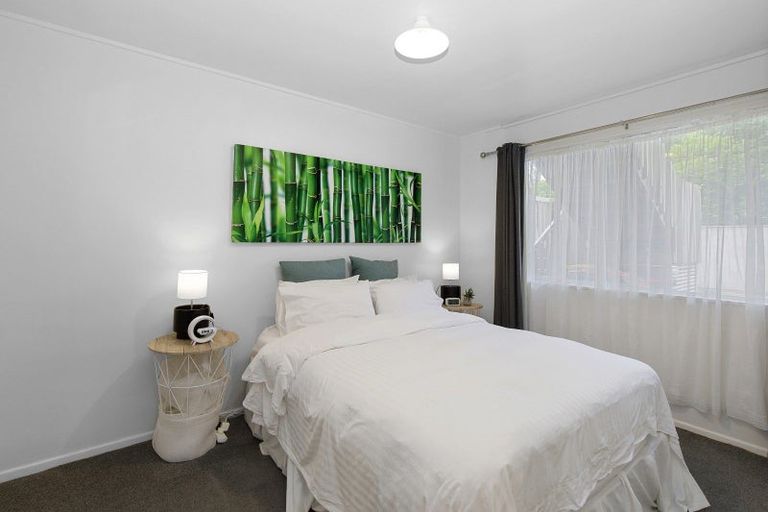 Photo of property in 71e Randwick Crescent, Moera, Lower Hutt, 5010