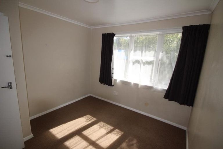 Photo of property in 5a Mangaroa Hill Road, Clouston Park, Upper Hutt, 5018