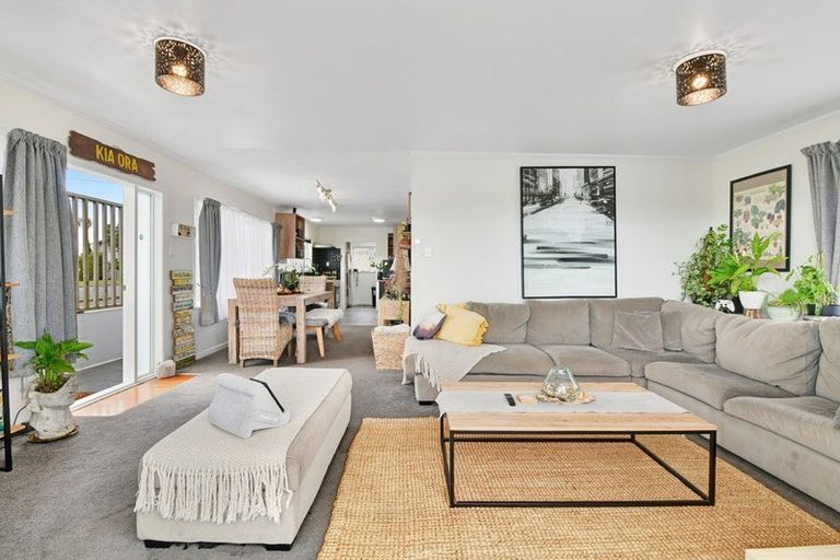 Photo of property in 202 Hibiscus Coast Highway, Red Beach, 0932