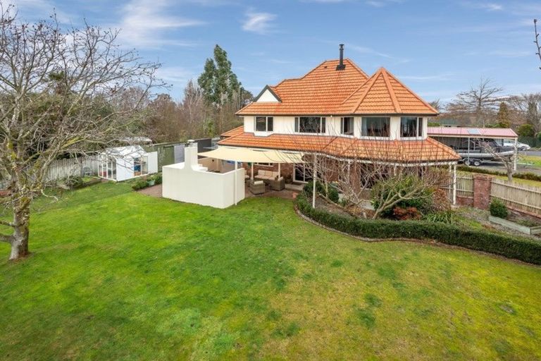 Photo of property in 19 Littles Lane, Woodend, 7610