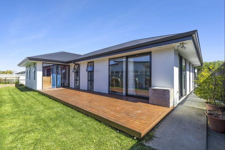 Photo of property in 9 Kuini Place, Motueka, 7120