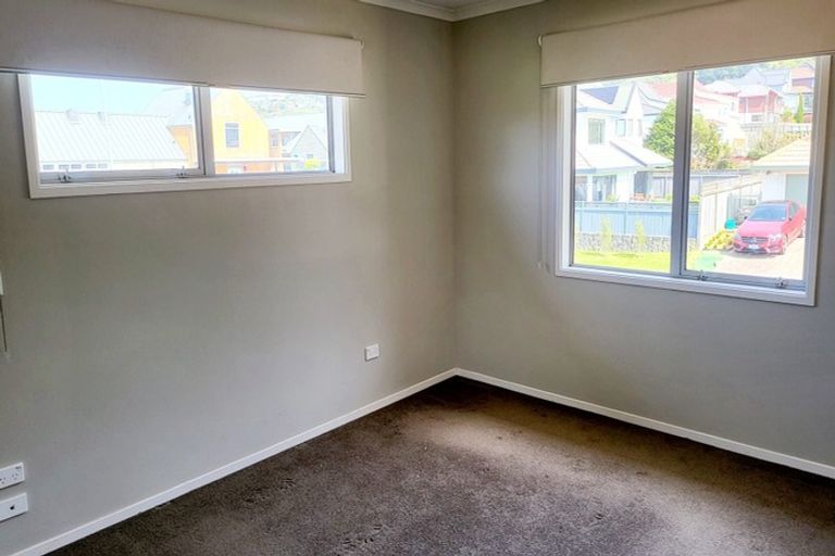 Photo of property in 4 Melksham Drive, Churton Park, Wellington, 6037