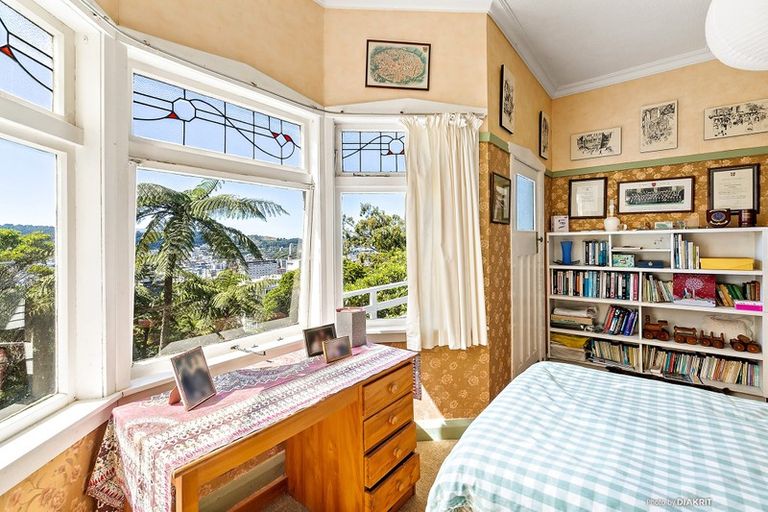 Photo of property in 11 Waiteata Road, Kelburn, Wellington, 6012