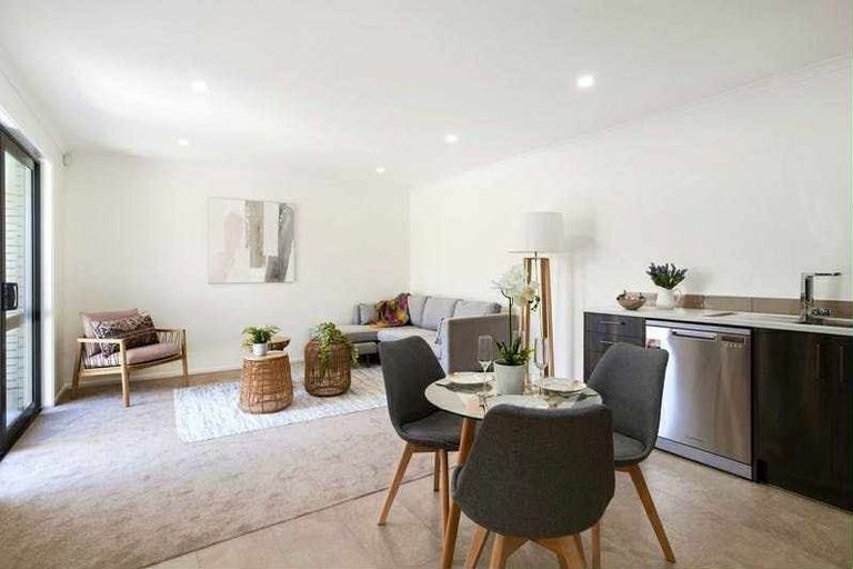 Photo of property in 6 Mutetai Road, Clarks Beach, 2122