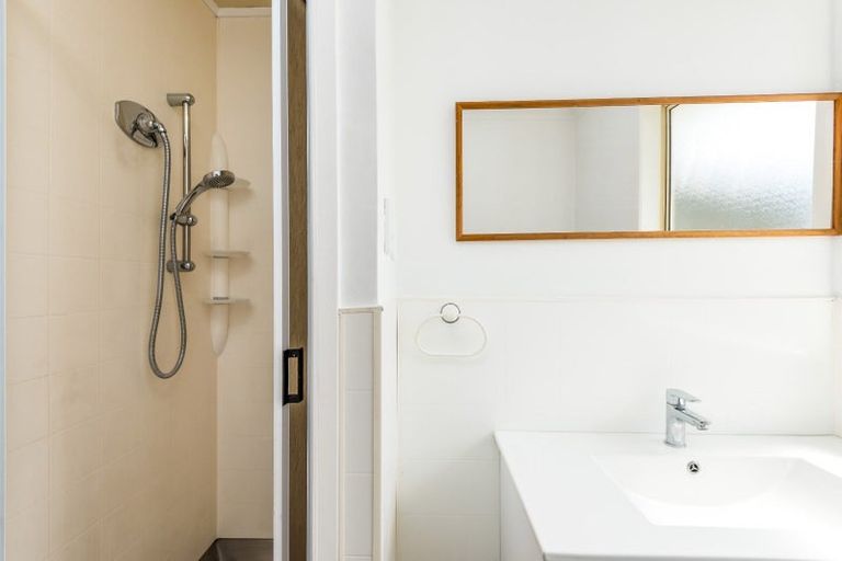 Photo of property in 24 Dalesford Street, Silverdale, Hamilton, 3216