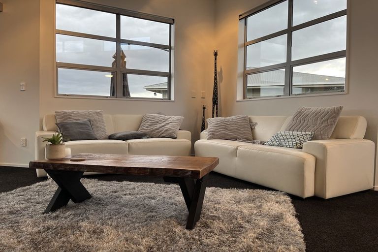 Photo of property in 77 Ahau Street, Moana, 7872