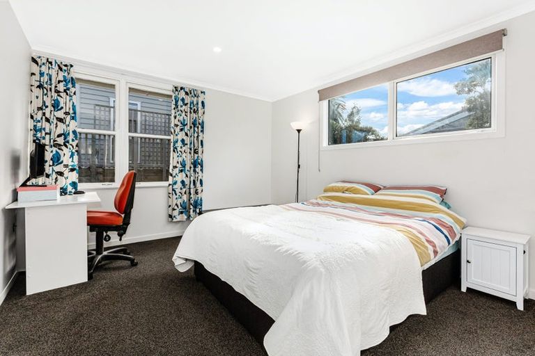 Photo of property in 110 Te Pene Avenue, Titahi Bay, Porirua, 5022