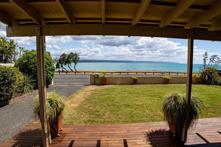 Photo of property in 12 Charles Street, Westshore, Napier, 4110