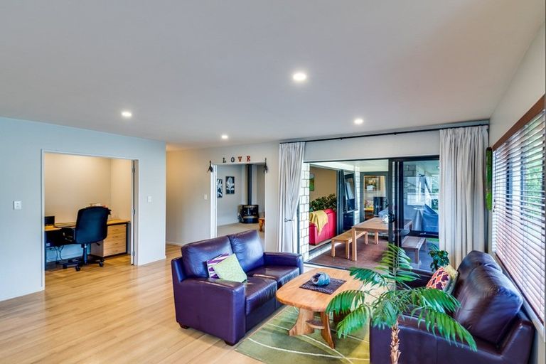 Photo of property in 4 Meissner Road, Havelock North, 4130