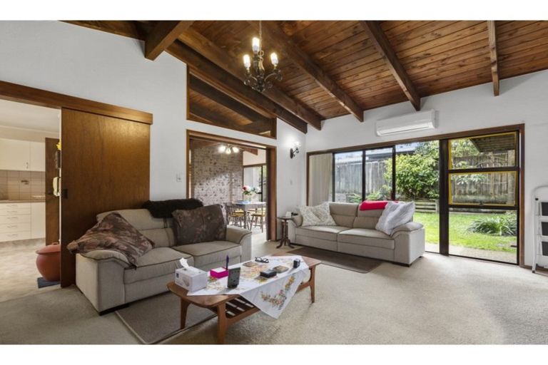 Photo of property in 789a Beach Road, Browns Bay, Auckland, 0630