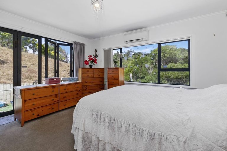 Photo of property in 27 Brick Bay Drive, Sandspit, Warkworth, 0982