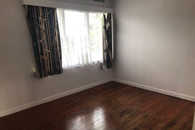 Photo of property in 1 Grey Street, Regent, Whangarei, 0112