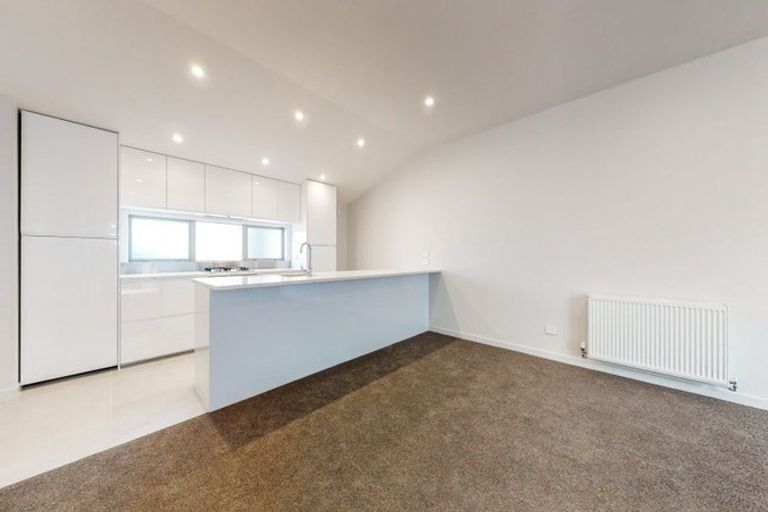 Photo of property in 94a Tinakori Road, Thorndon, Wellington, 6011