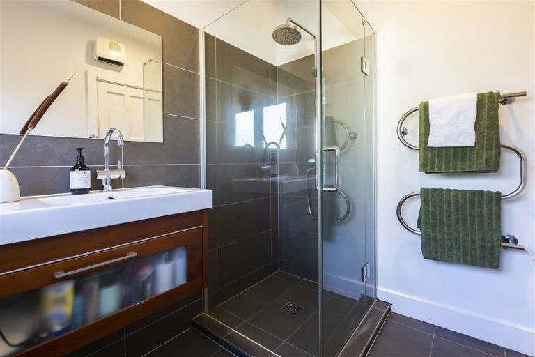 Photo of property in 7 Alpha Avenue, Strowan, Christchurch, 8052