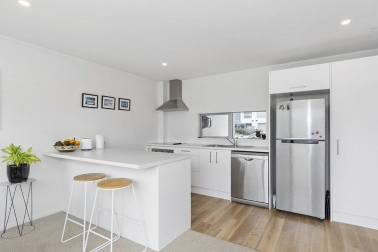 Photo of property in 31 Reynolds Place, Papamoa Beach, Papamoa, 3118