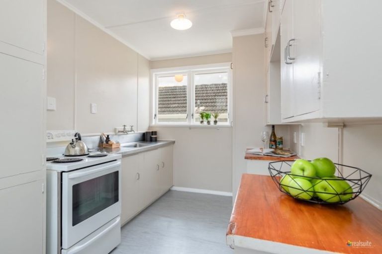 Photo of property in 21a Miranda Street, Cannons Creek, Porirua, 5024