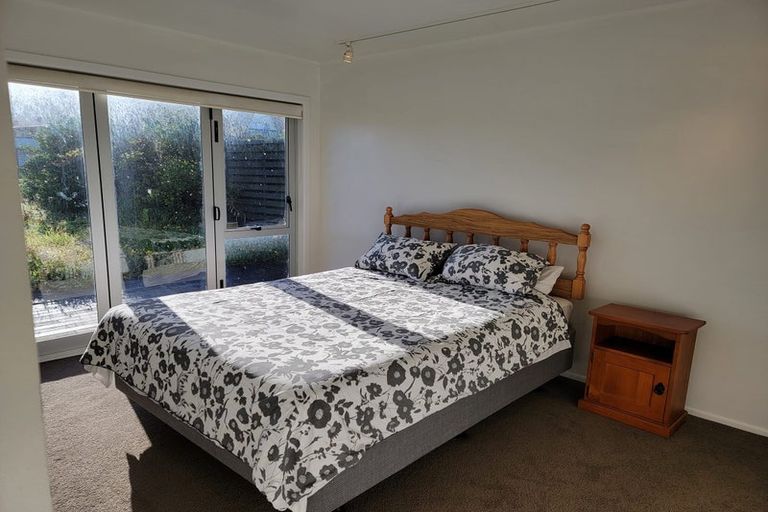 Photo of property in 23 Ocean View Road, Port Waikato, Tuakau, 2695