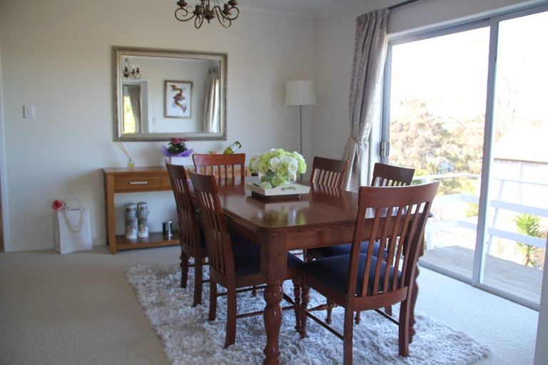 Photo of property in 50 Knightsbridge Drive, Forrest Hill, Auckland, 0620